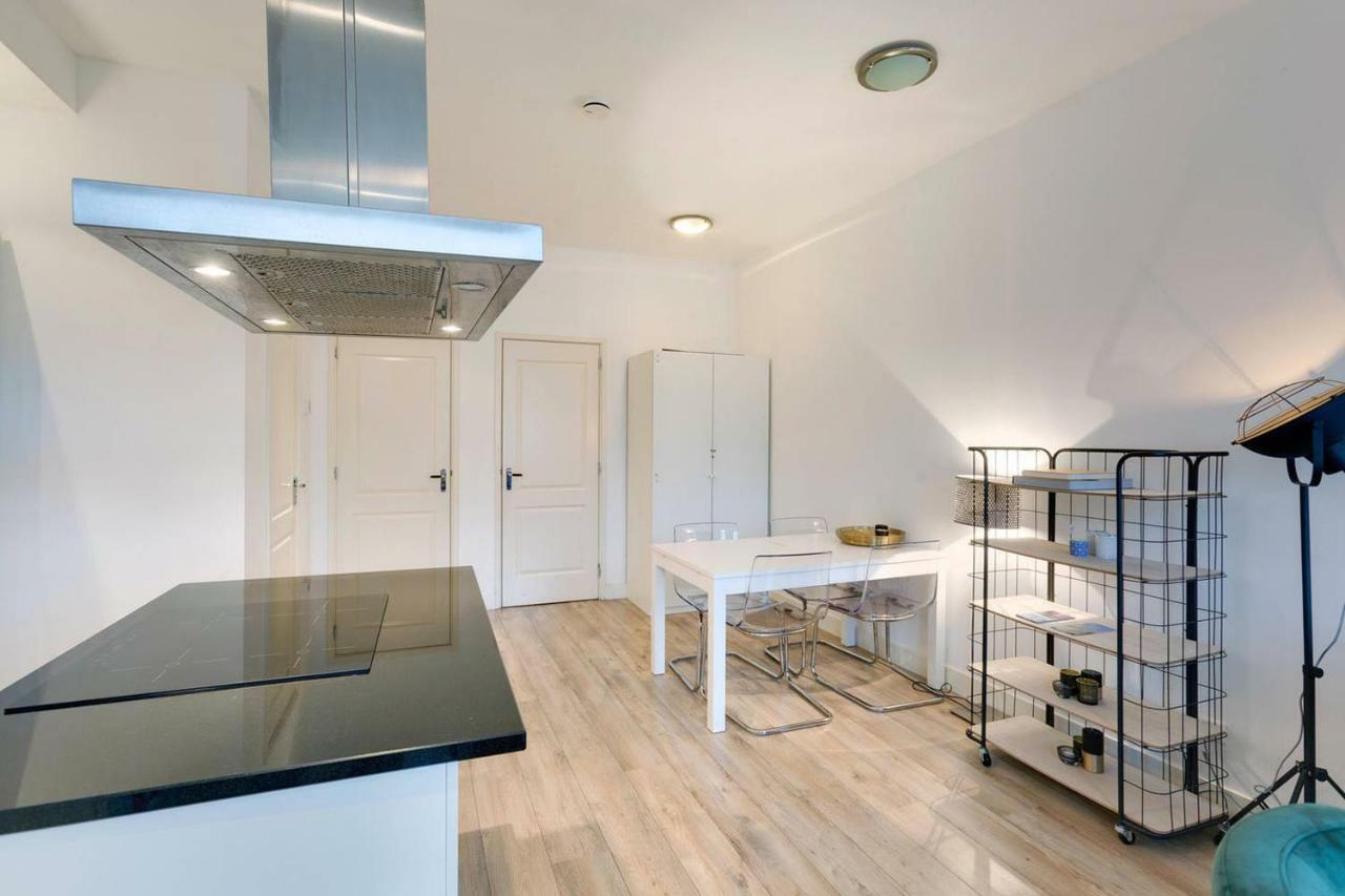 أمستردام Luxurious Canalview Apt With Patio City Centre المظهر الخارجي الصورة